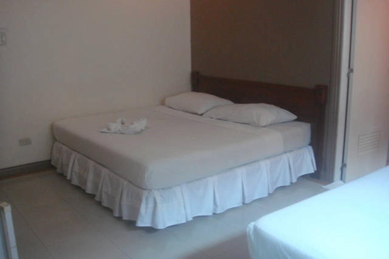 Balibago Villa Hotel Angeles Exterior foto